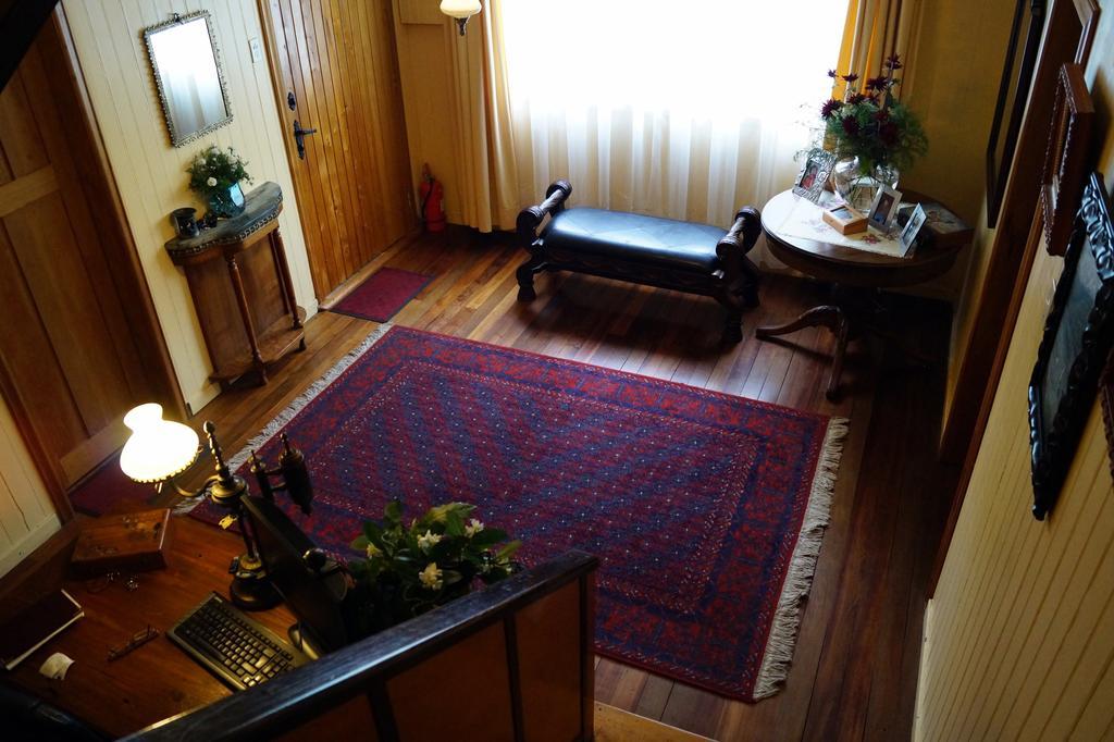 Tradicion Austral Bed & Breakfast ปูแอร์โตบารัส ภายนอก รูปภาพ
