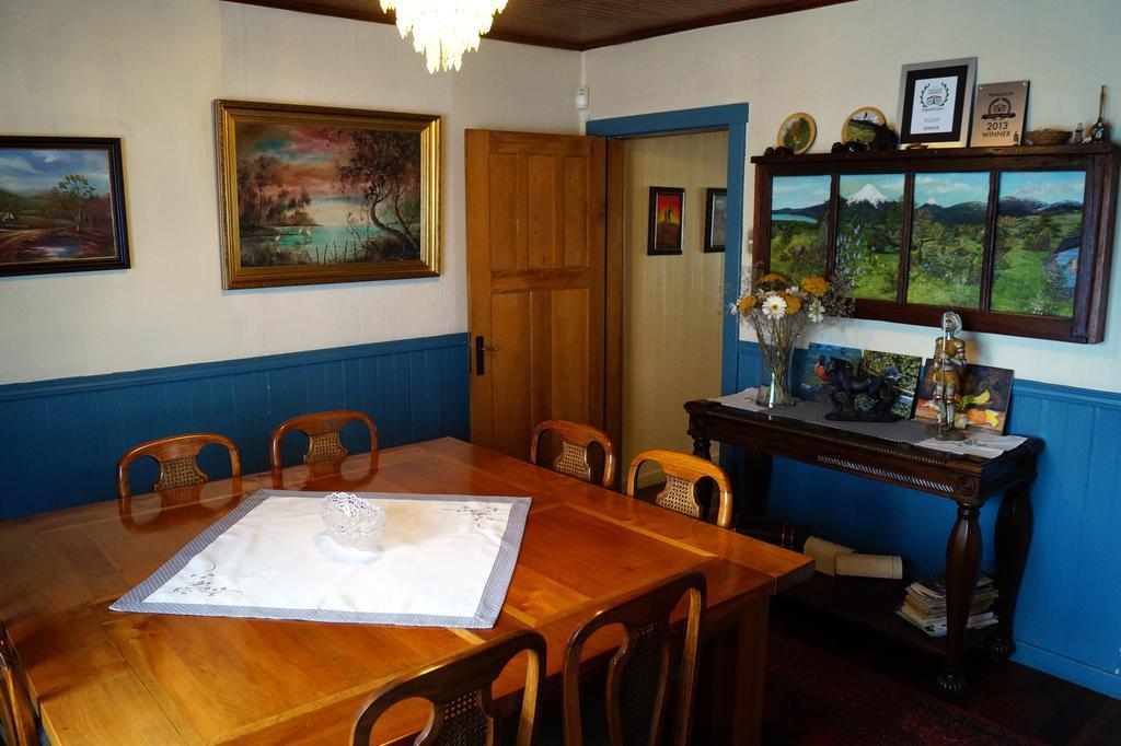 Tradicion Austral Bed & Breakfast ปูแอร์โตบารัส ภายนอก รูปภาพ